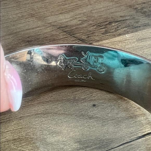 COACH signature C hinged bangle bracelet - Picture 4 of 4